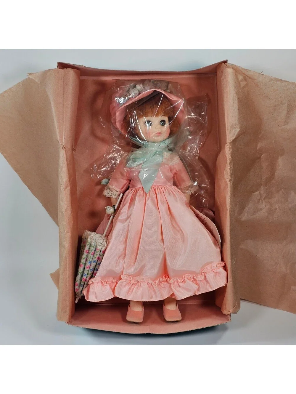 Madame Alexander Lucinda Doll 1535 Vintage Pink Dress Umbrella 1985 NIB Receipt